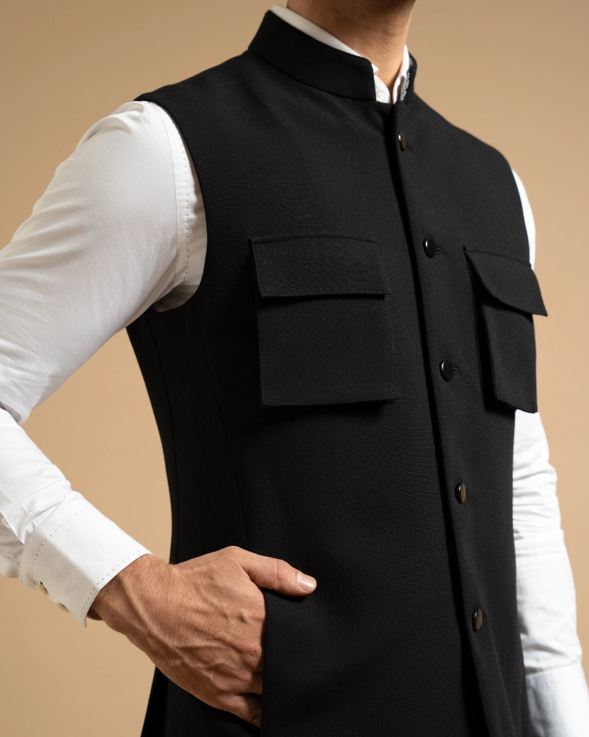Black Stretchable Utility Down-Vest Gargee