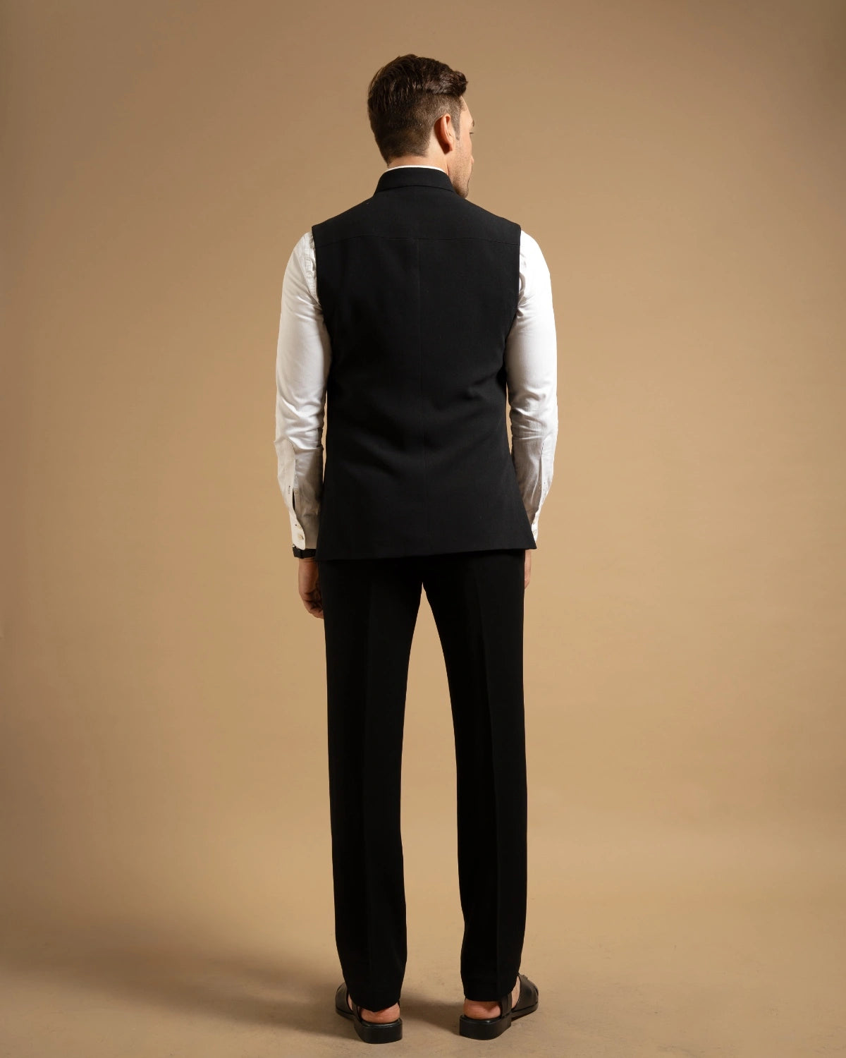 Black Stretchable Utility Down-Vest Gargee