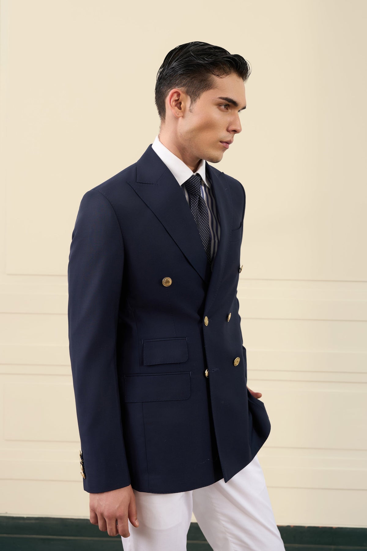 Navy Double-Breasted Blazer Gargee