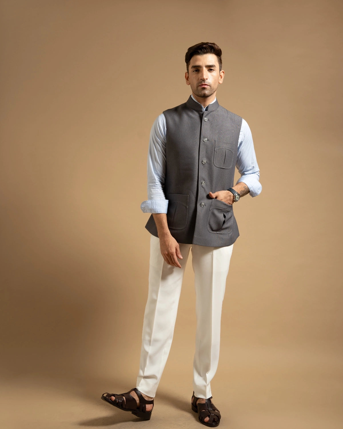 Grey Textured Strechable Down-Vest Gargee