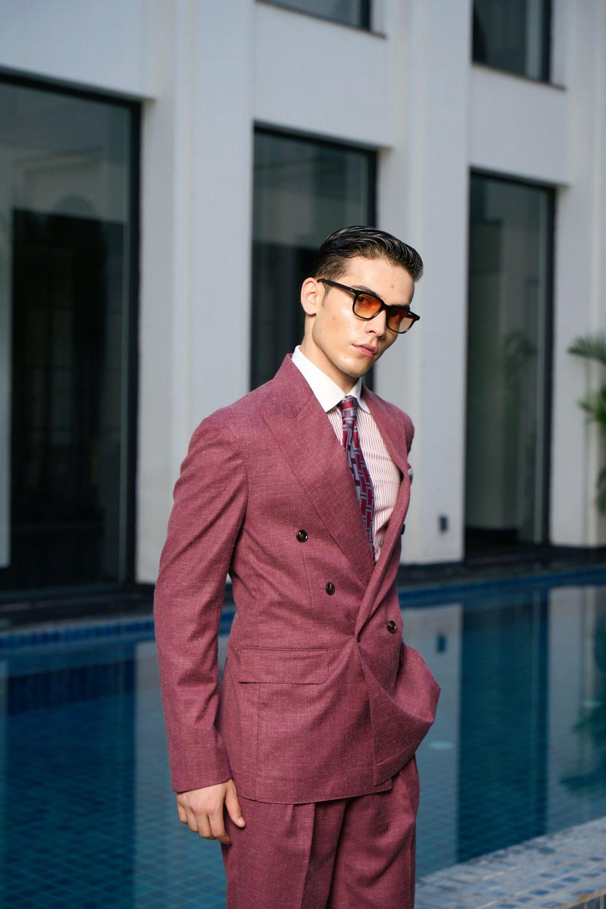Muted Wine Double-Breasted Men’s Suit Gargee
