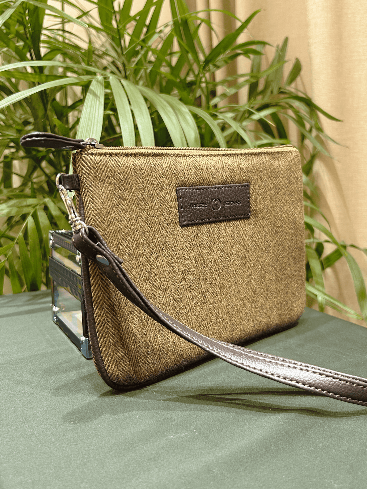 The Brownstone Gentleman's Pouch Gargee