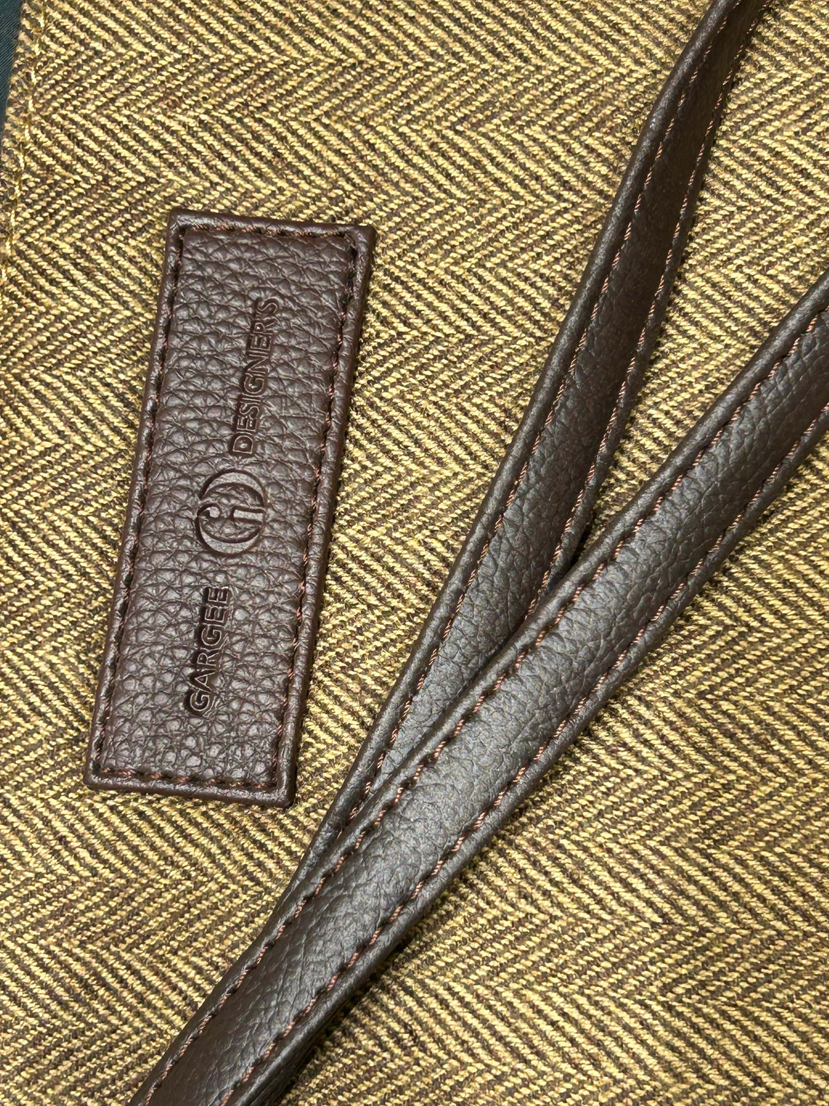 The Brownstone Gentleman's Pouch Gargee