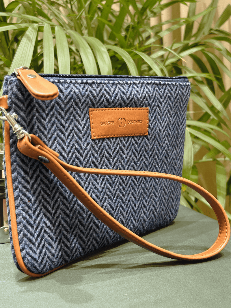 The Navy Herringbone Gentleman's Pouch Gargee