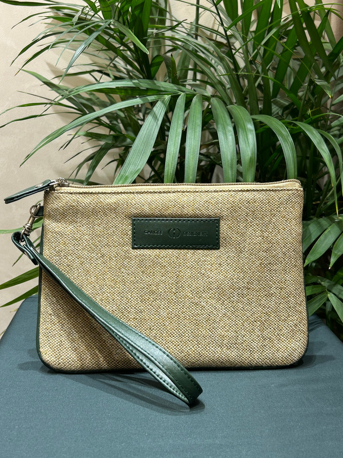 The Sandust Gentleman's Pouch Gargee