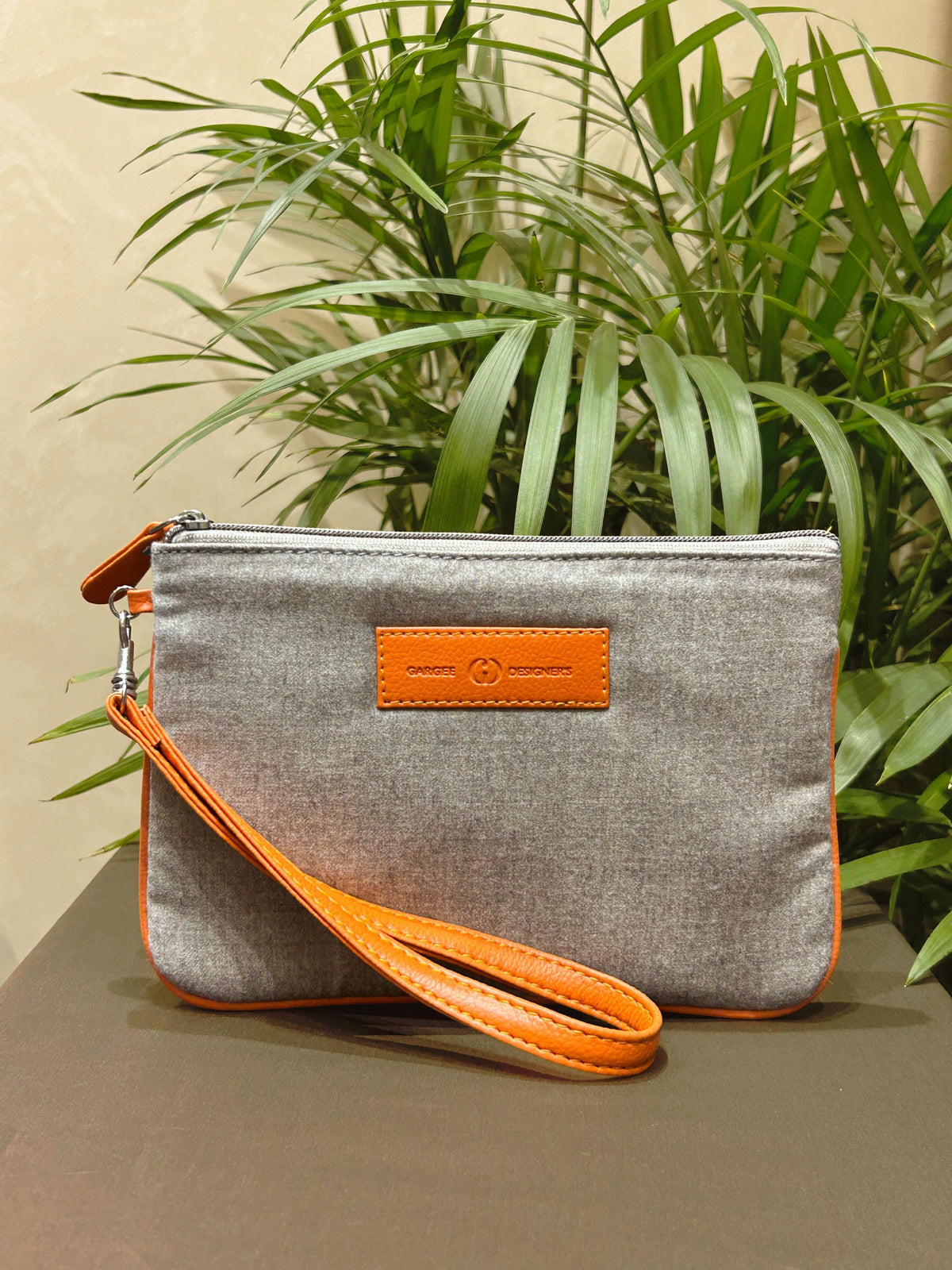 The Urbane Slate Gentleman's Pouch Gargee