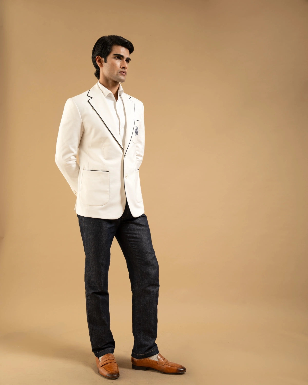 White Cotton Contrast Trim Crest Blazer Gargee
