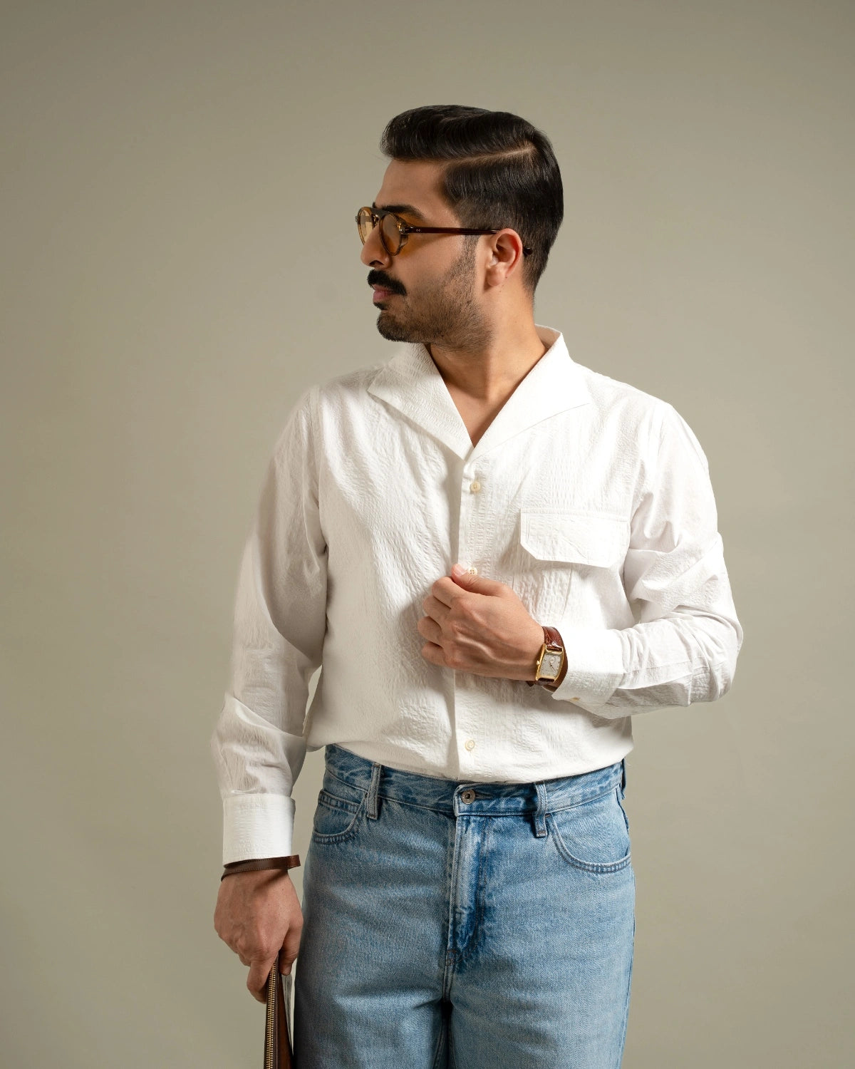 White Textured Resort Collar Shirt Gargee