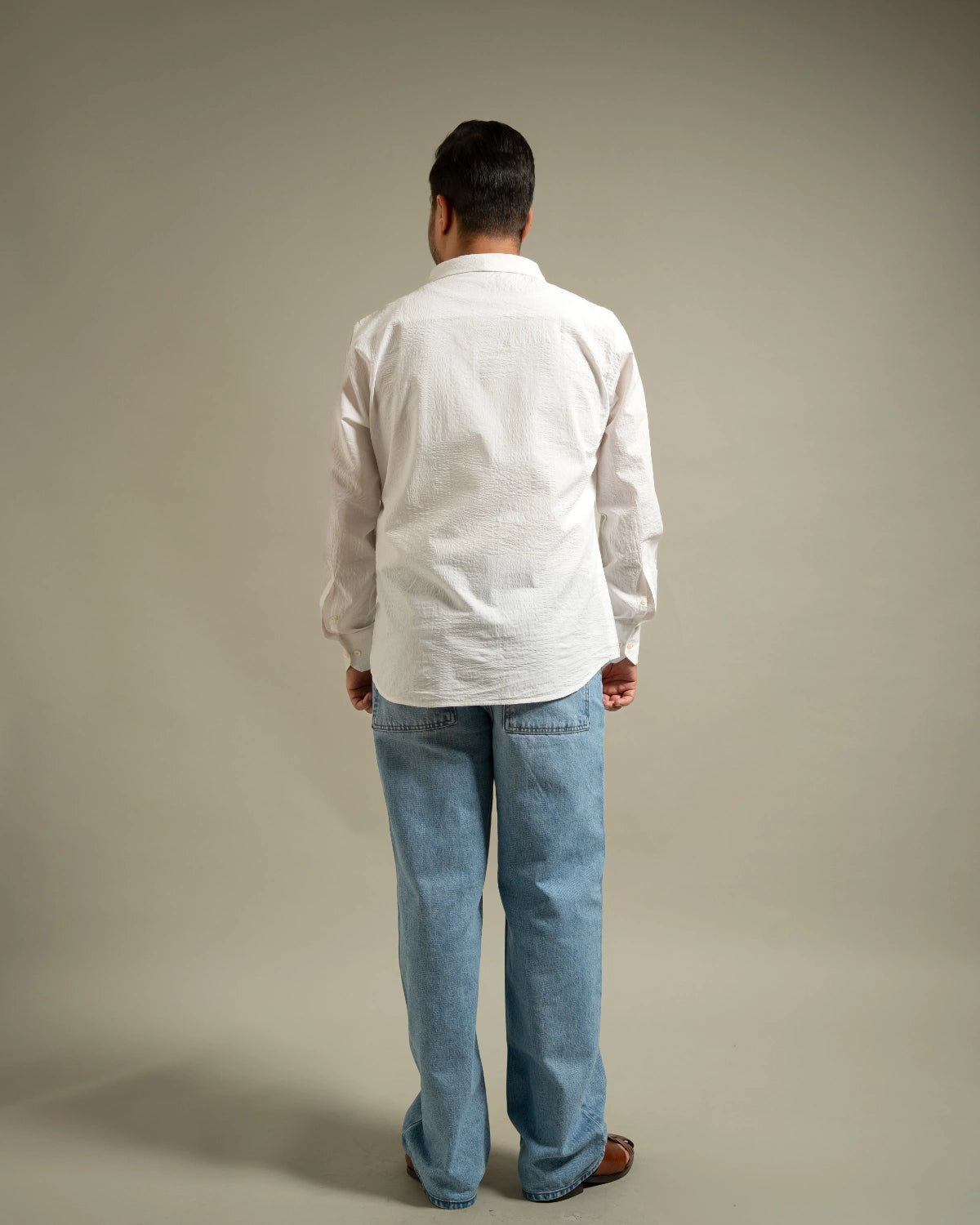 White Textured Resort Collar Shirt Gargee