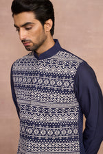 Raunaq Navy Bundi Set