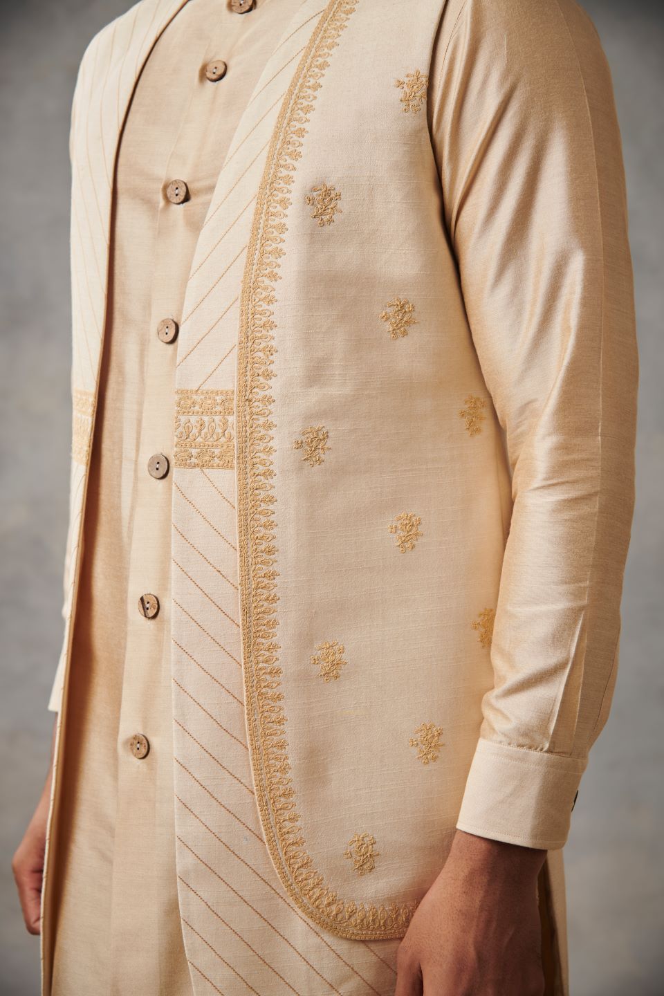 IVORY SILK EMBROIDERED BUNDI SET 5