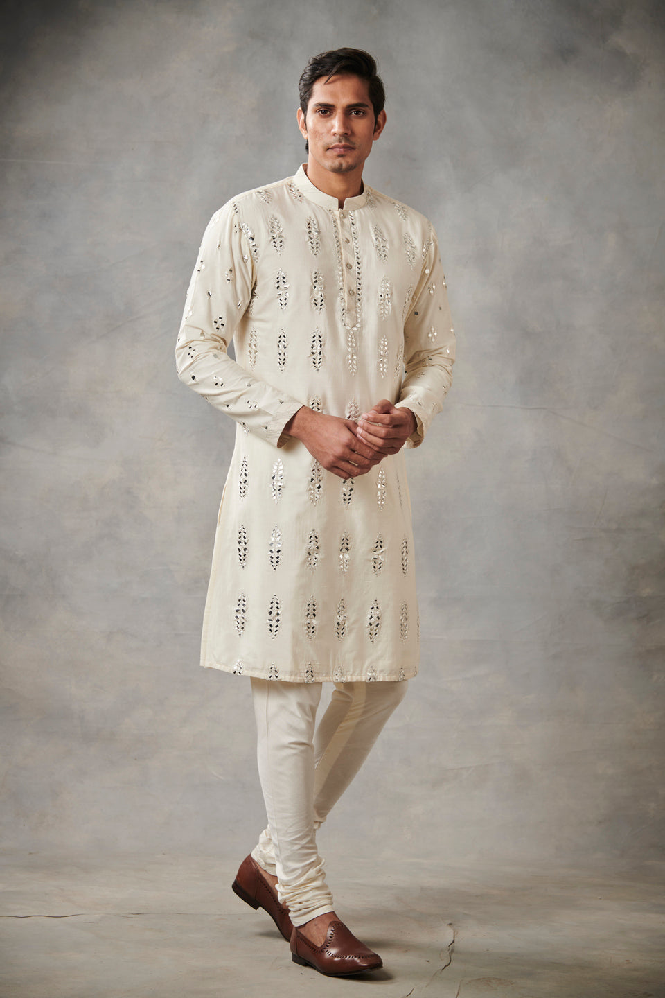 OFF-WHITE MIRROR WORK KURTA SET 2