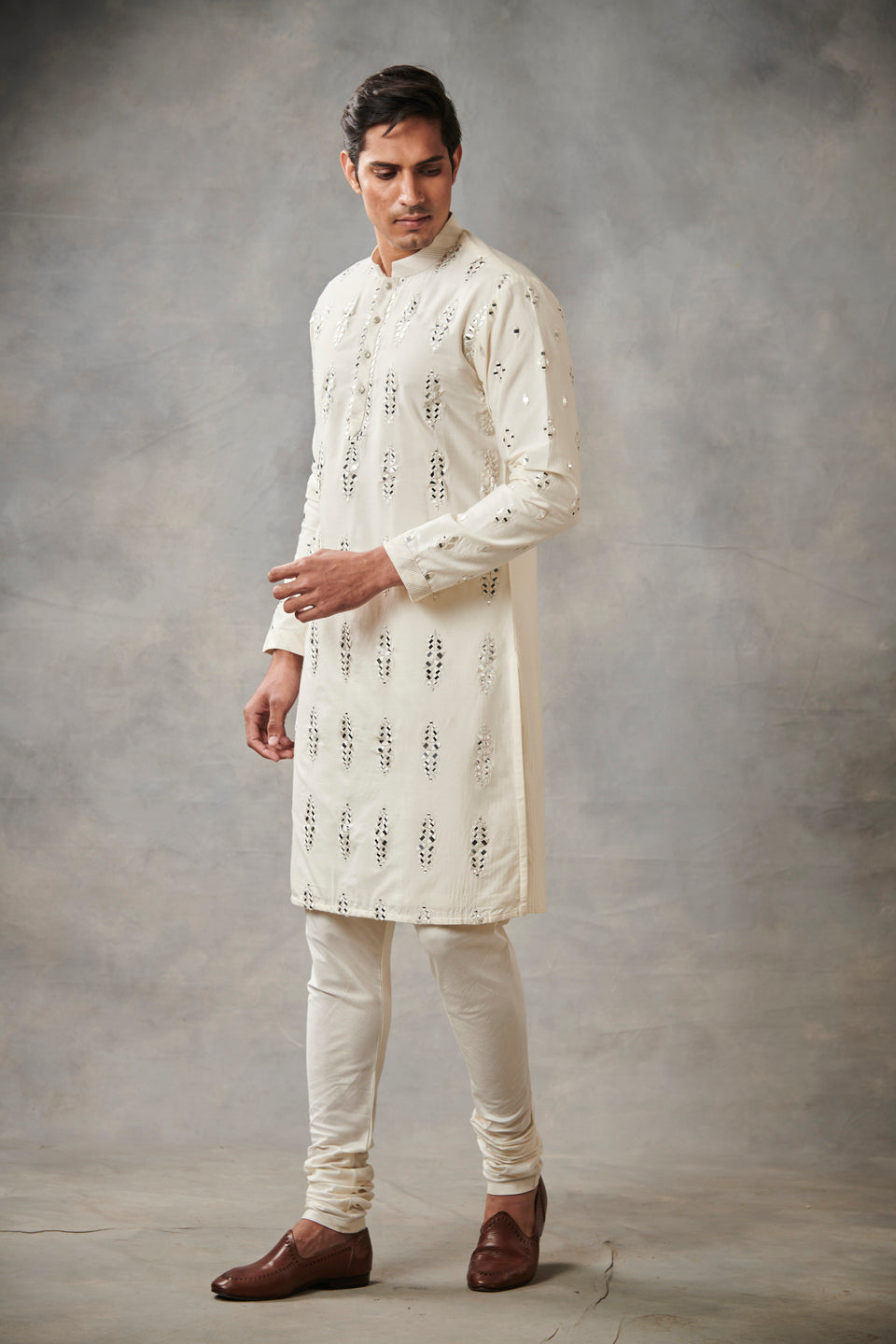 OFF-WHITE MIRROR WORK KURTA SET 3