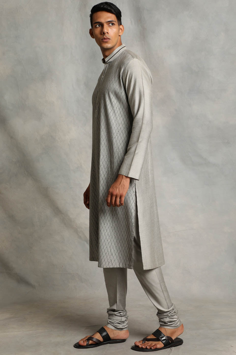 GREY PINTUCKED KURTA SET 3