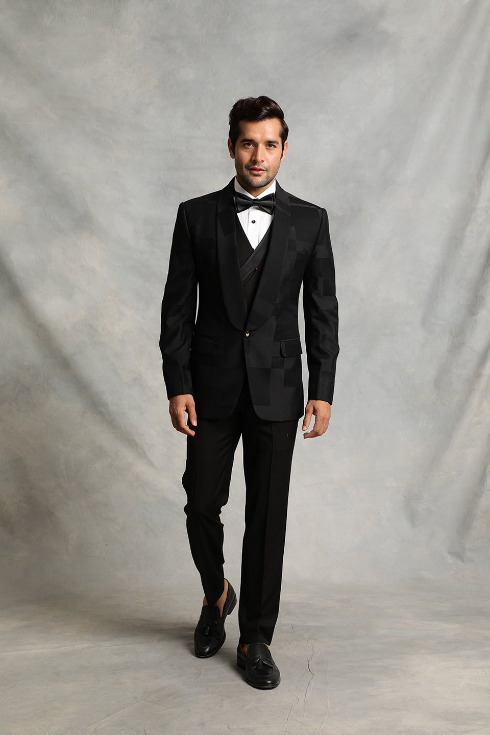 BLACK SELF-CHECK TUXEDO SET 1