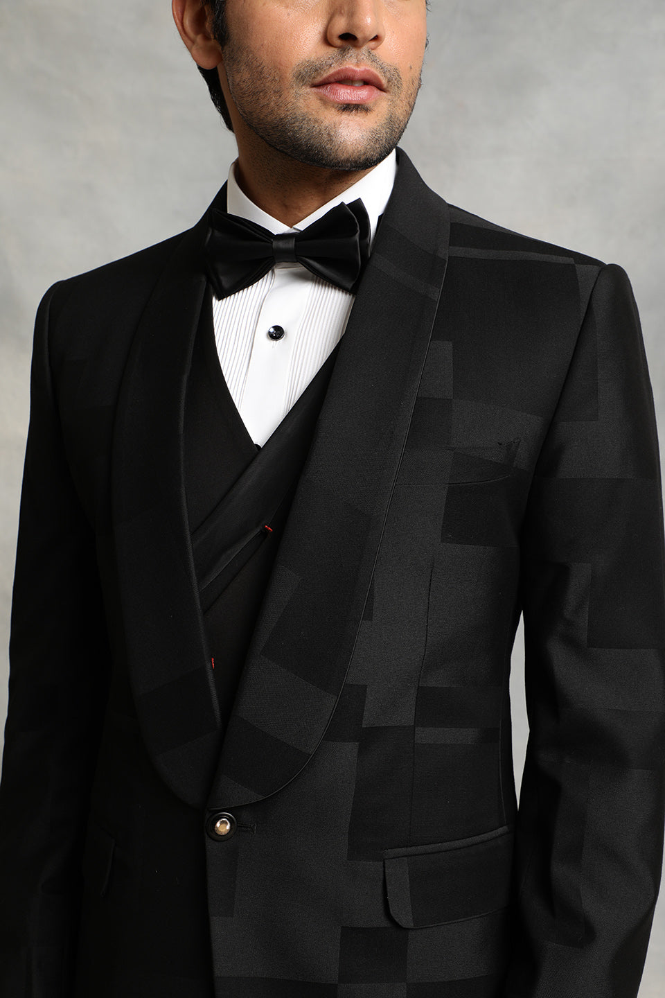 BLACK SELF-CHECK TUXEDO SET 4