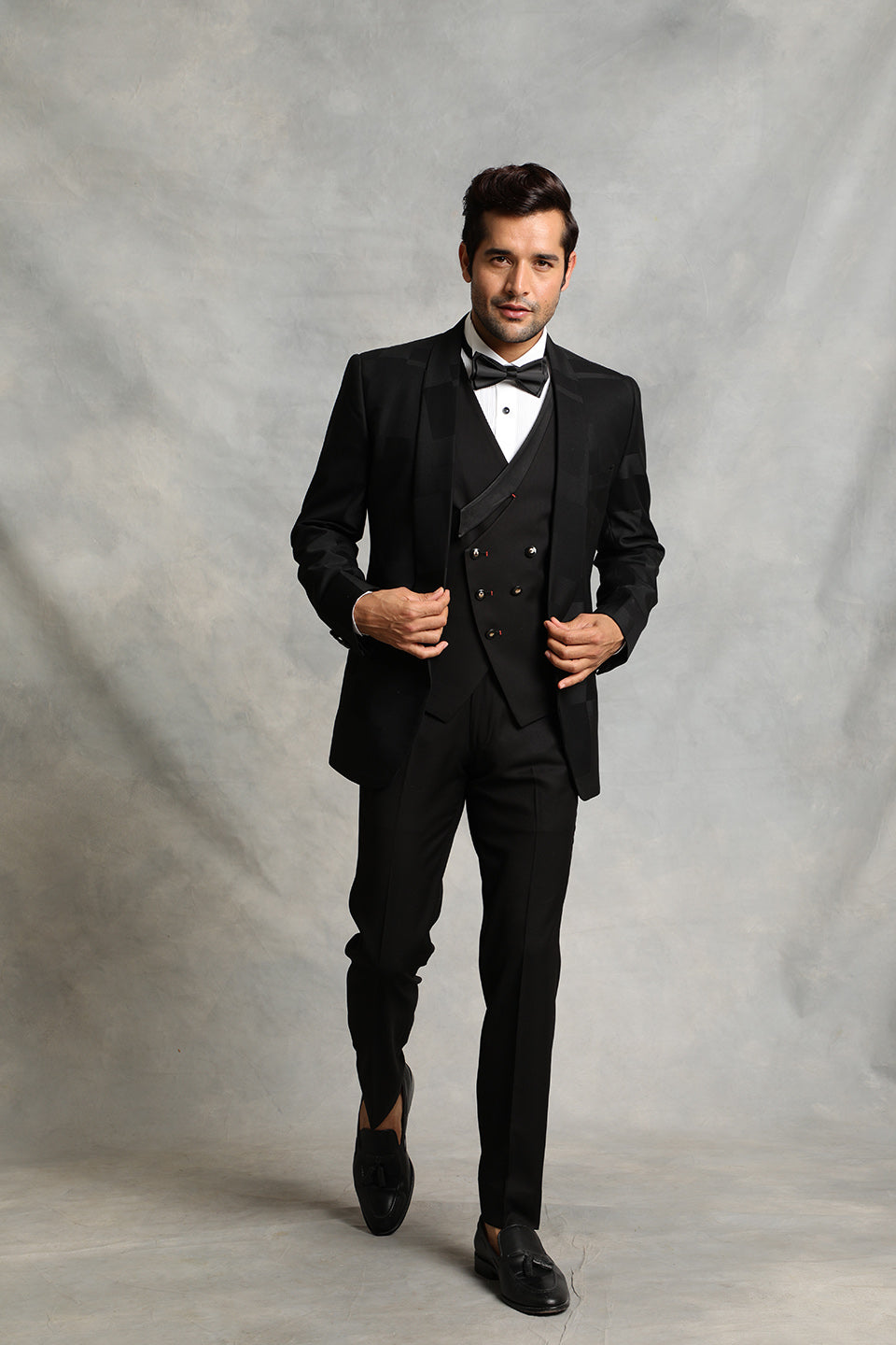 BLACK SELF-CHECK TUXEDO SET 5