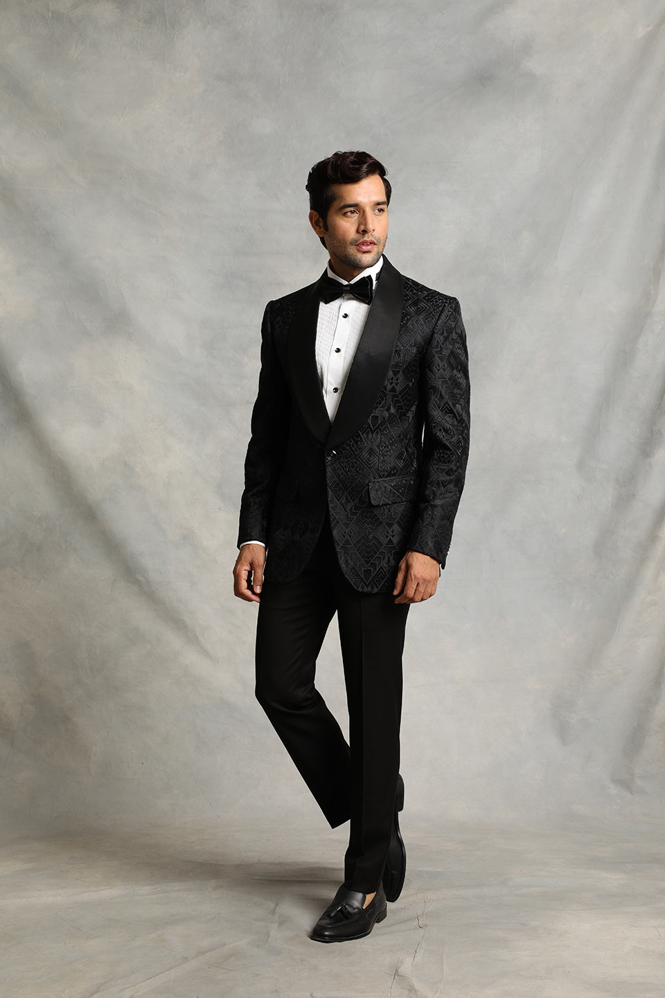 BLACK EMBROIDERED TUXEDO SET 3