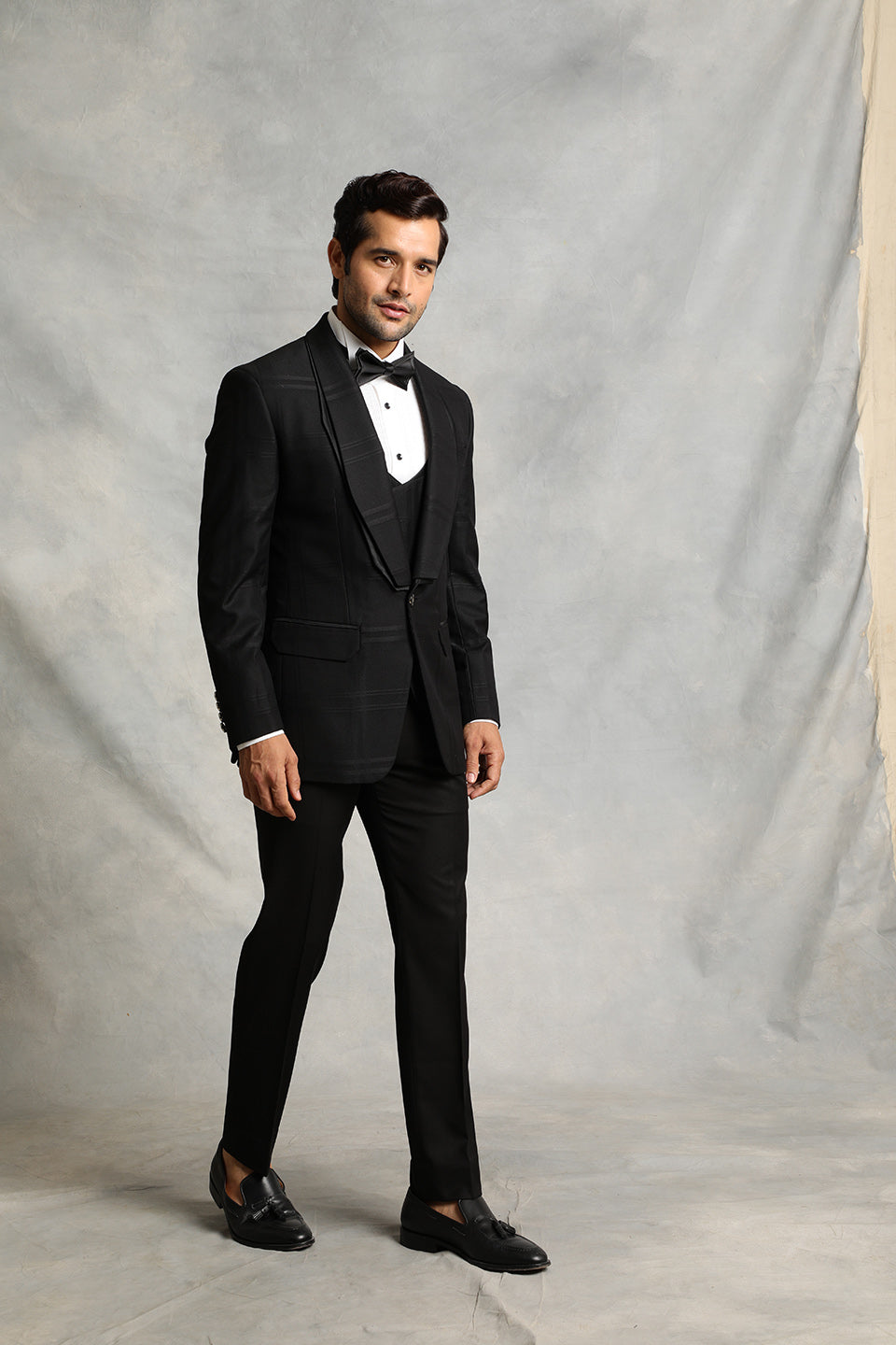 BLACK SELF-CHECK TUXEDO SET 1