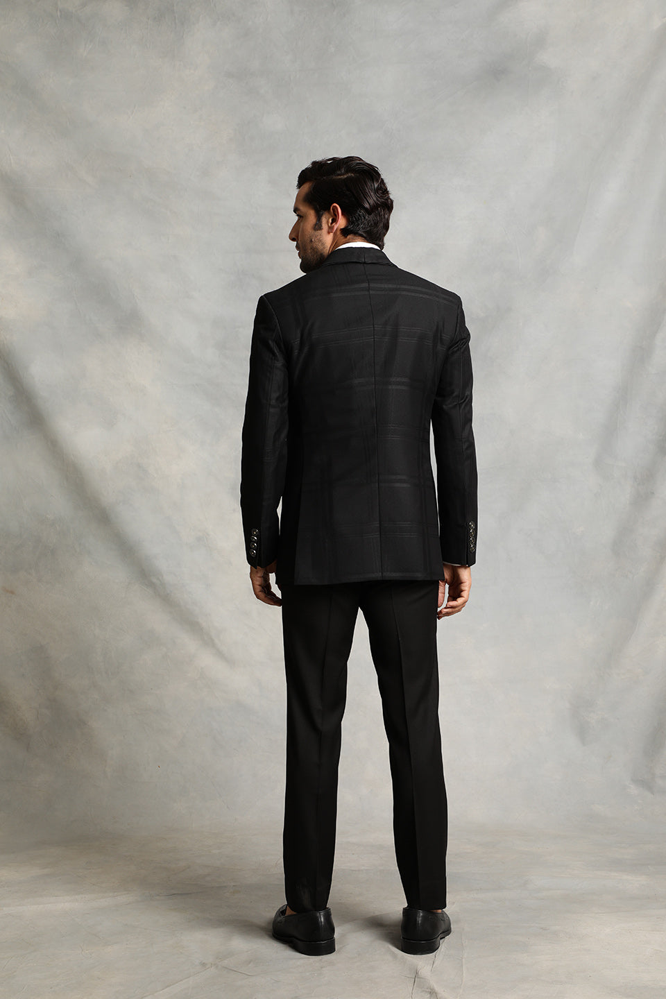 BLACK SELF-CHECK TUXEDO SET 3