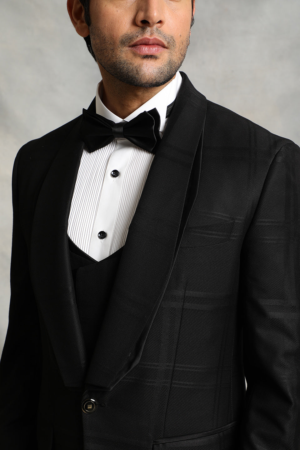 BLACK SELF-CHECK TUXEDO SET 4