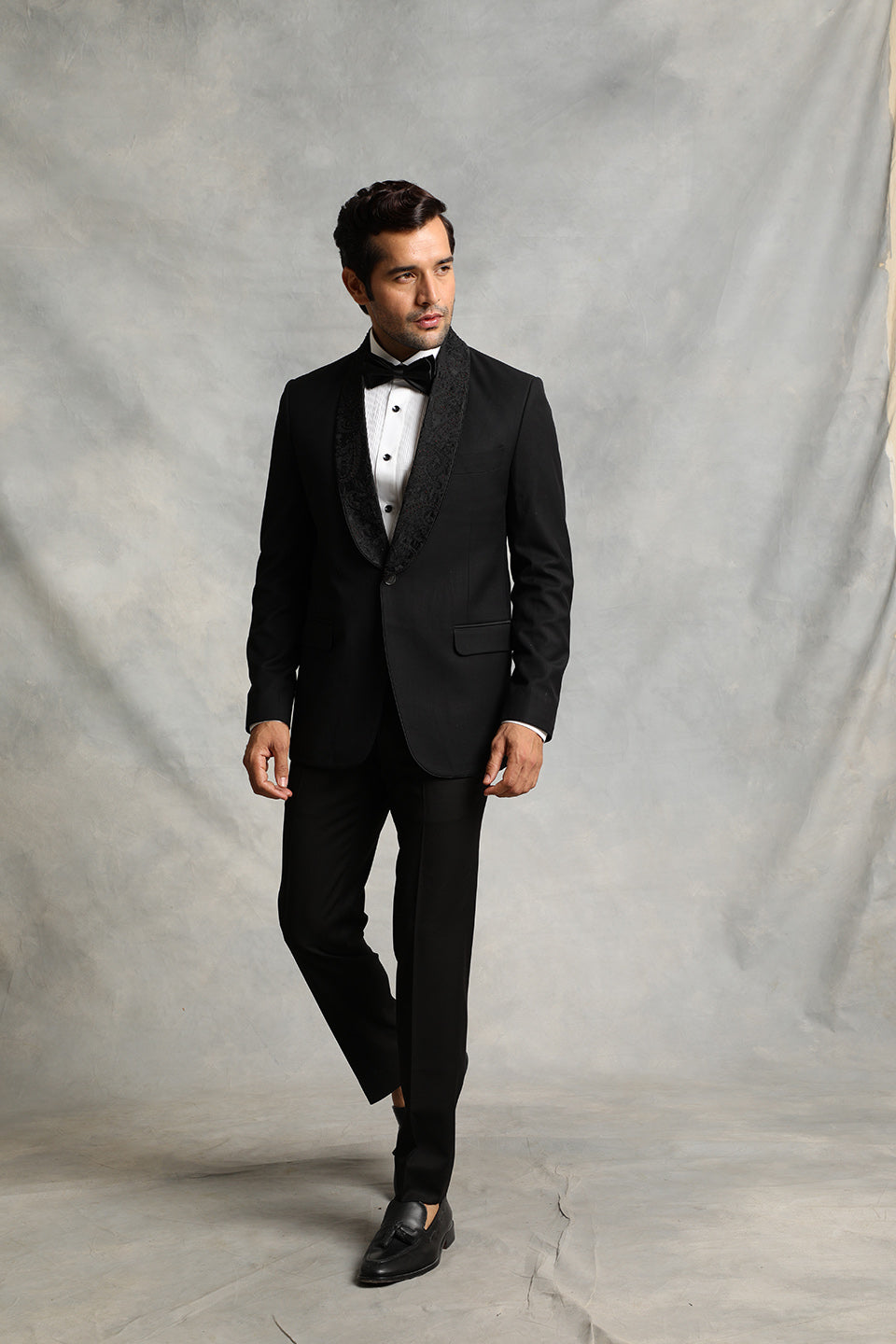 BLACK EMBROIDERED TUXEDO SET 2