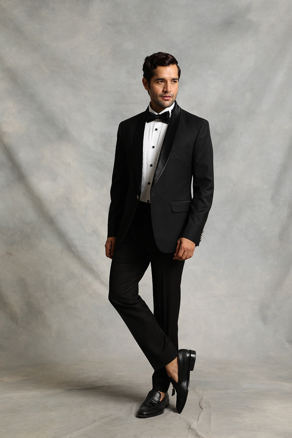 BLACK CLASSIC TUXEDO SET 5