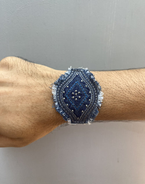 OGEE STUD DENIM RAKHI