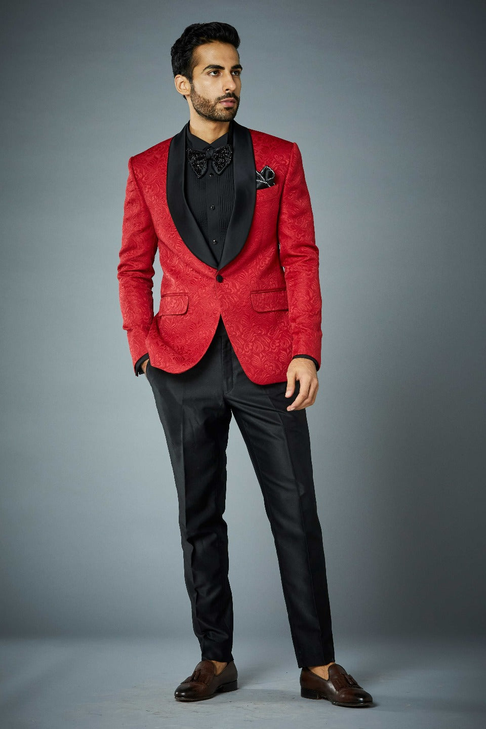 RED VALIANT EMBOSSED TUXEDO SET