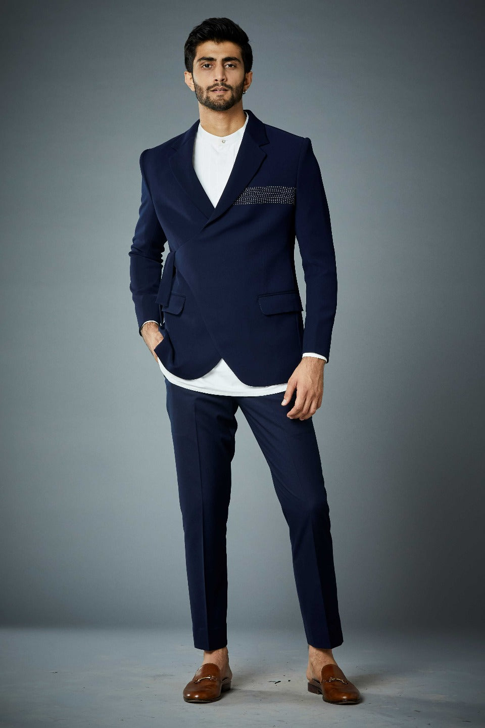 NAVY WRAP TUXEDO SET